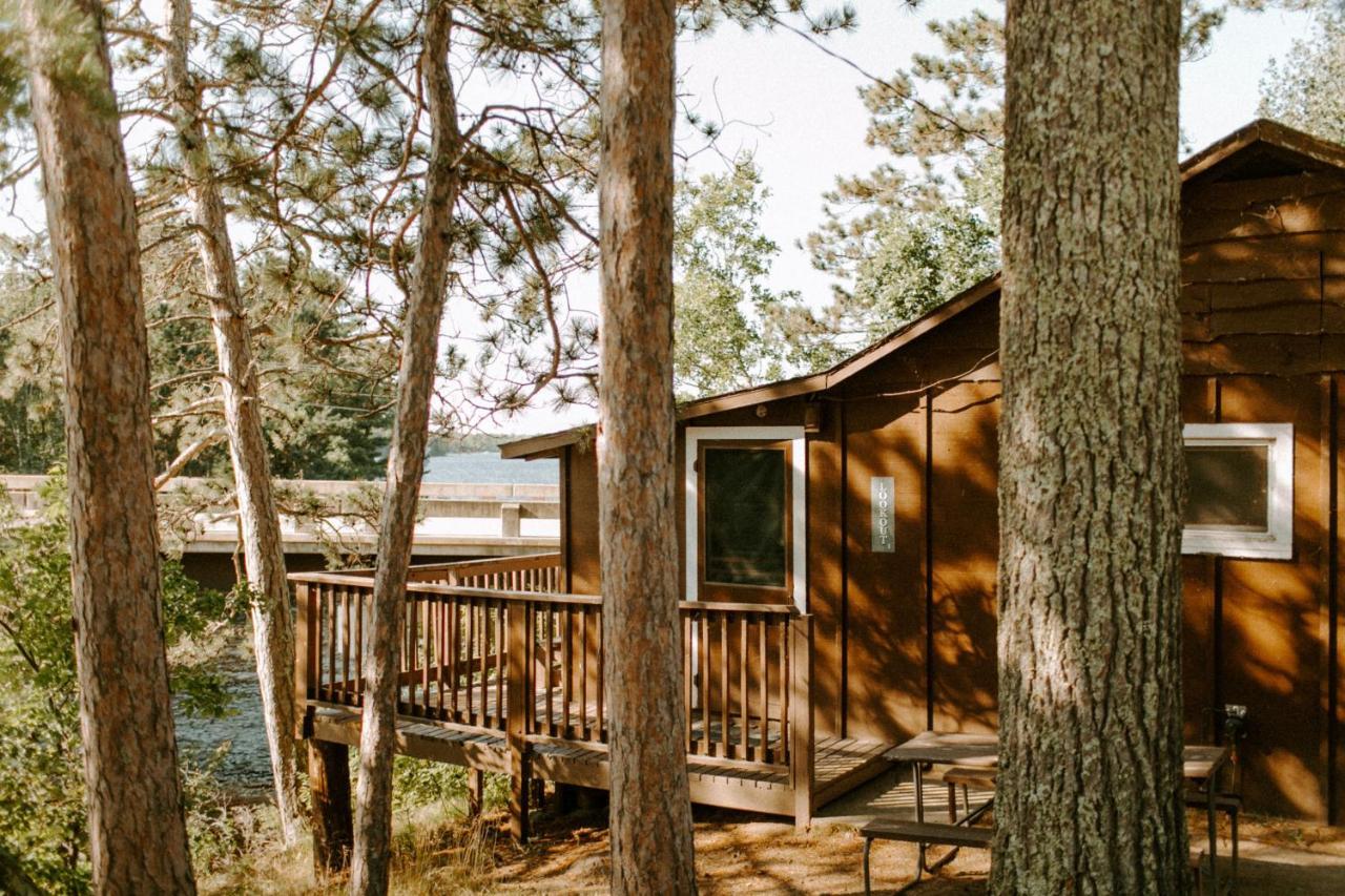 Silver Rapids Lodge & Campground Ely Экстерьер фото
