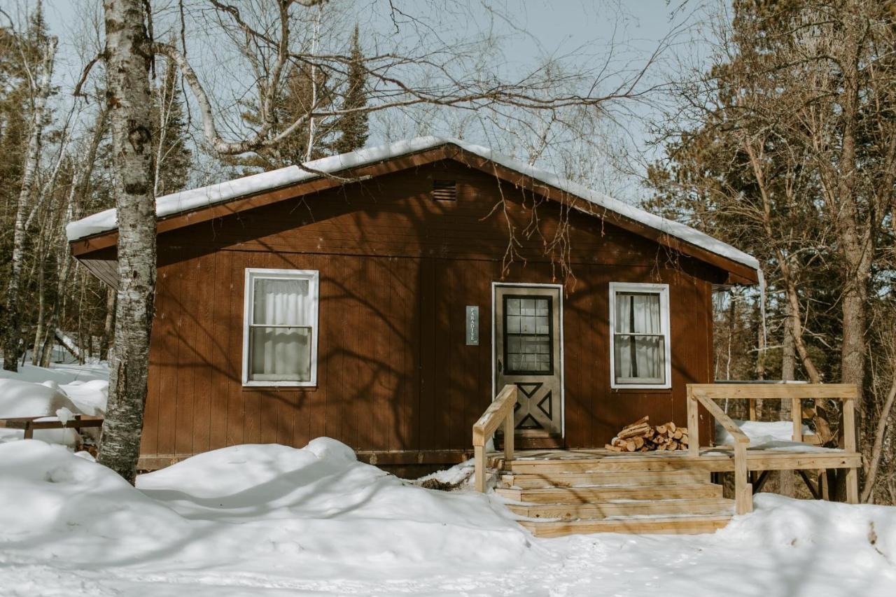 Silver Rapids Lodge & Campground Ely Экстерьер фото